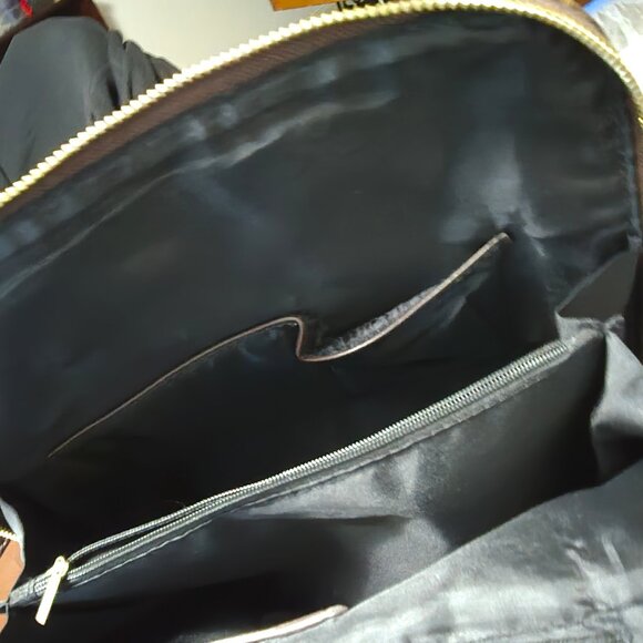 Roberto convertible Purse/Knapsack - Picture 9 of 11